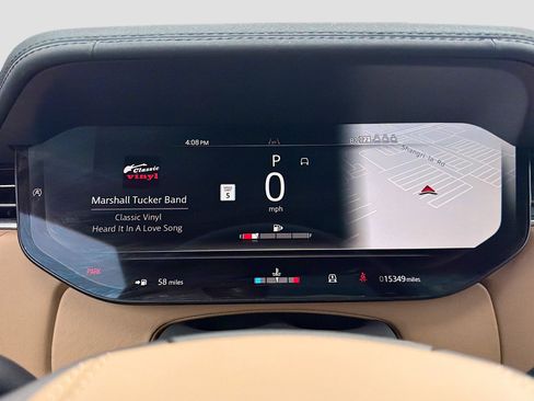 Used 2025 Land Rover Range Rover SE image 40