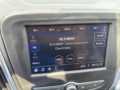Used 2020 Chevrolet Equinox LT FWD image 25