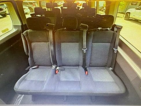 Used 2023 Ford Transit 350 XLT RWD image 5