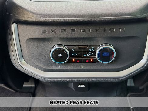 Used 2025 Ford Expedition Platinum AWD/4WD image 9