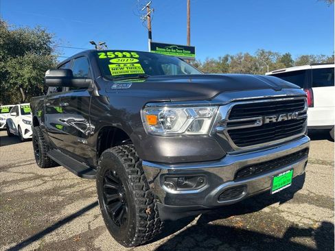 Used 2019 RAM 1500 Big Horn image 1