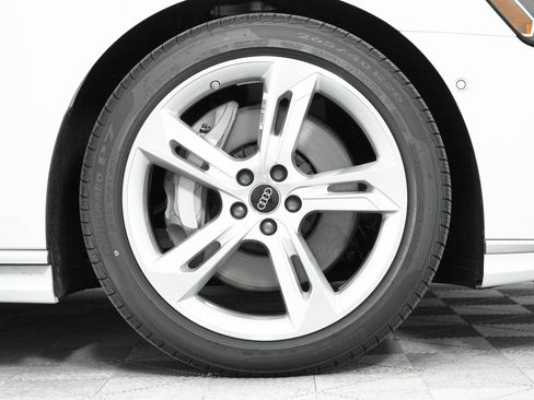 New 2025 Audi A8 L 3.0T image 9