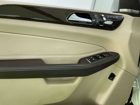 Used 2018 Mercedes-Benz GLE 350 4MATIC image 16