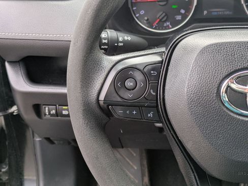 Used 2019 Toyota RAV4 XLE image 18