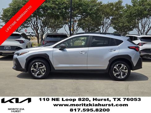 Used 2025 Subaru Crosstrek 2.5i Premium w/ Crosstrek Mirror Package AWD/4WD image 12