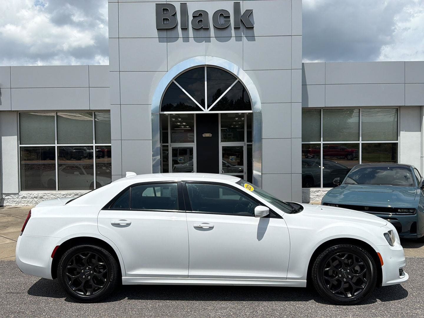 Certified 2021 Chrysler 300 Touring L AWD/4WD image 3