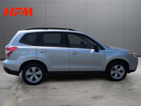 Used 2015 Subaru Forester 2.5i w/ Alloy Wheel Package AWD/4WD image 6