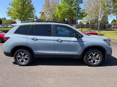 Certified 2023 Honda Passport TrailSport image 8