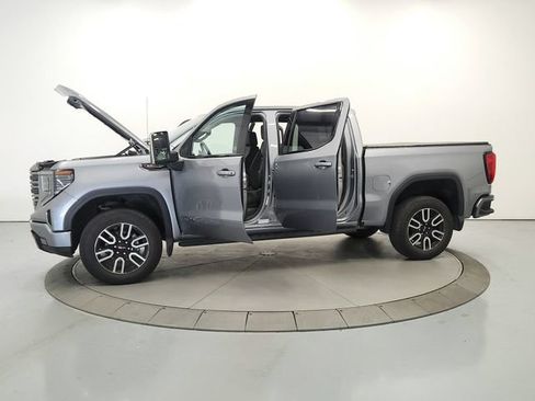 Used 2024 GMC Sierra 1500 AT4 w/ Technology Package AWD/4WD image 12