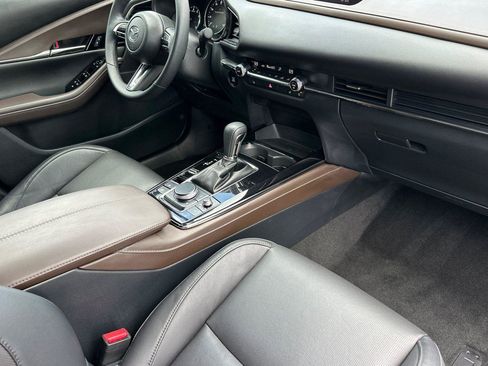 Certified 2025 MAZDA CX-30 AWD 2.5 S w/ Premium Package image 16