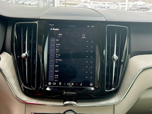 Used 2025 Volvo XC60 T8 Plus w/ Protection Package Premier image 15