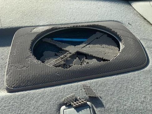 Used 2003 Toyota Camry LE image 32