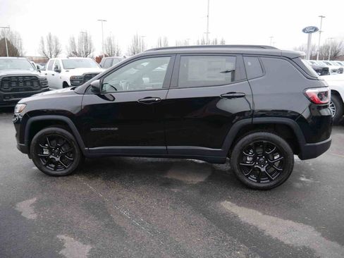 New 2026 Jeep Compass Latitude AWD/4WD image 14
