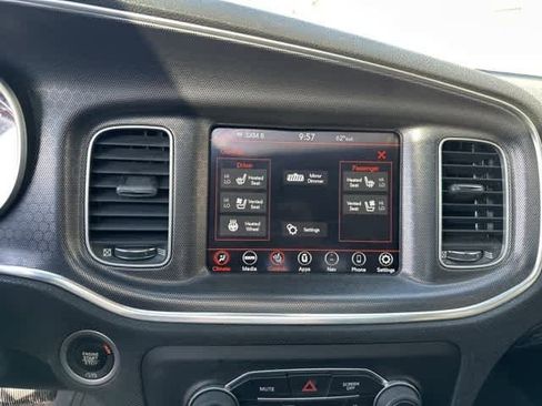 Used 2018 Dodge Charger R/T w/ Plus Group image 9