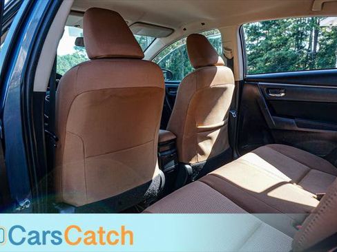 Used 2015 Toyota Corolla LE FWD image 32