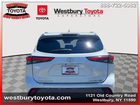 Used 2023 Toyota Highlander Limited AWD/4WD image 9