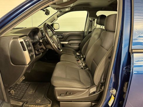 Used 2018 Chevrolet Silverado 1500 LT w/ All Star Edition image 12