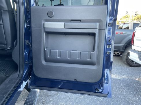 Used 2011 Ford F250 Lariat w/ Lariat Interior Pkg image 44