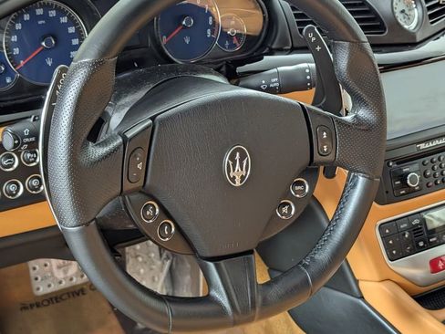 Used 2014 Maserati GranTurismo Sport image 14