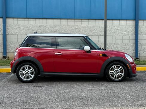 Used 2013 MINI Cooper Hardtop image 4