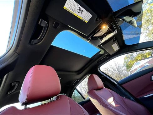 Used 2023 BMW 330e w/ M Sport Package image 12