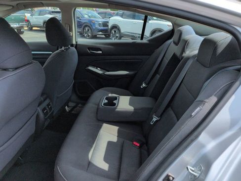 Certified 2020 Nissan Altima 2.5 SV FWD image 12
