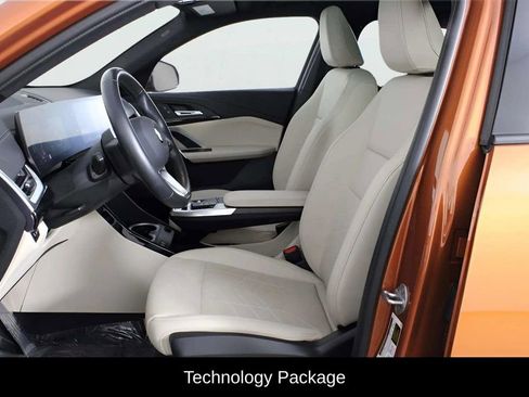 Used 2025 BMW X2 xDrive28i image 12