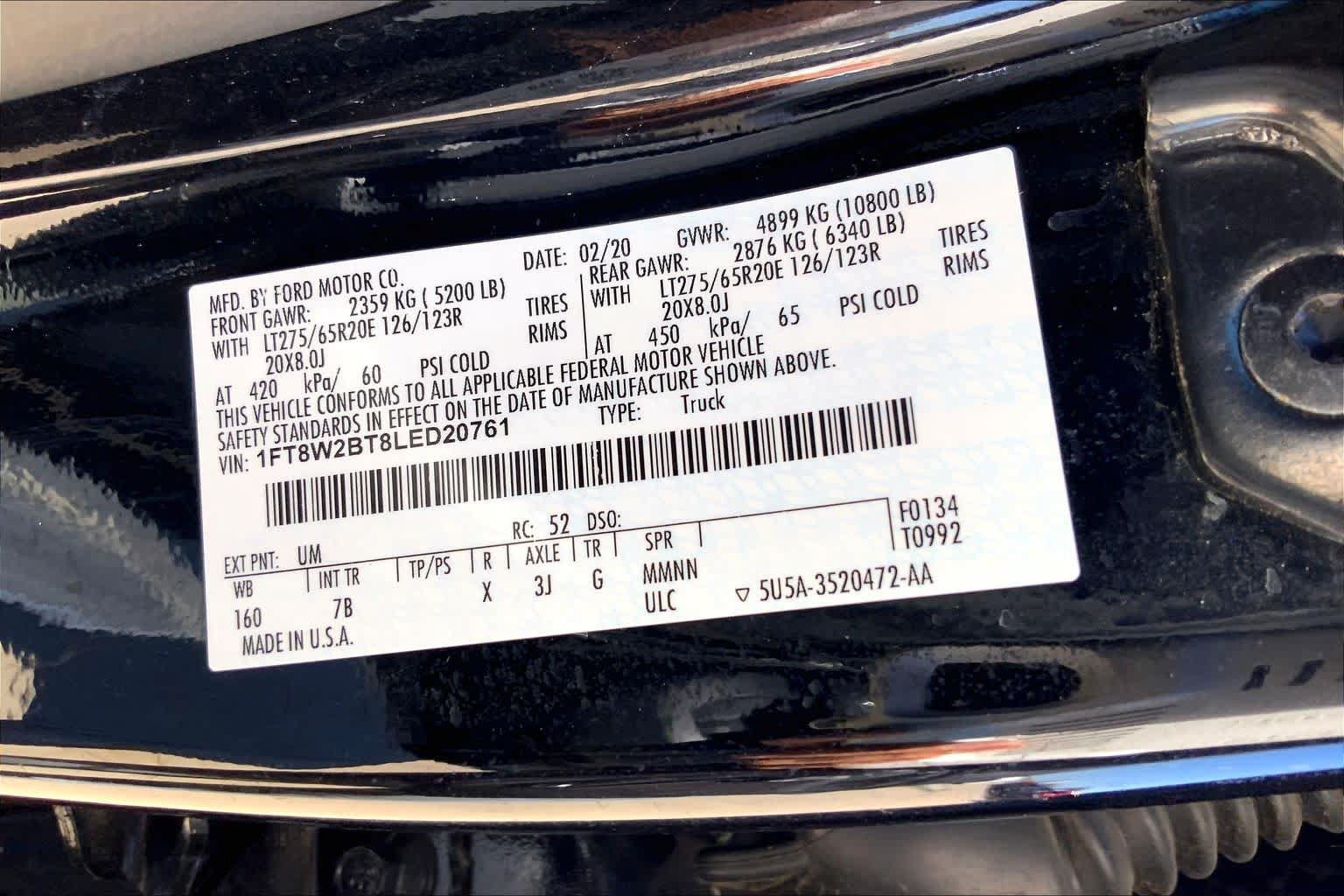 Used 2020 Ford F250 Platinum w/ FX4 Off-Road Package AWD/4WD image 31
