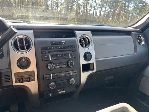 Used 2012 Ford F150 XLT w/ XTR Pkg image 13