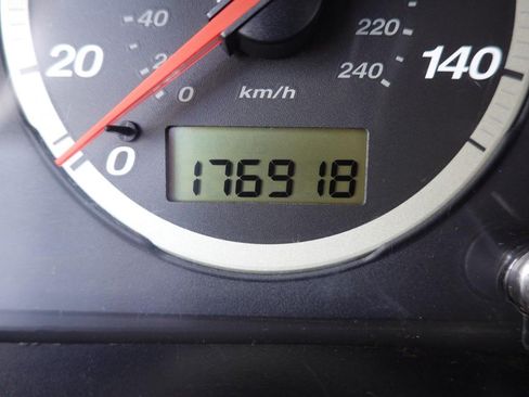 Used 2003 Honda CR-V LX image 12