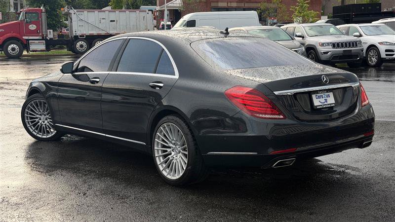 Used 2015 Mercedes-Benz S 550 4MATIC Sedan image 4