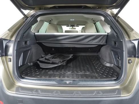 Used 2023 Subaru Outback Premium image 36