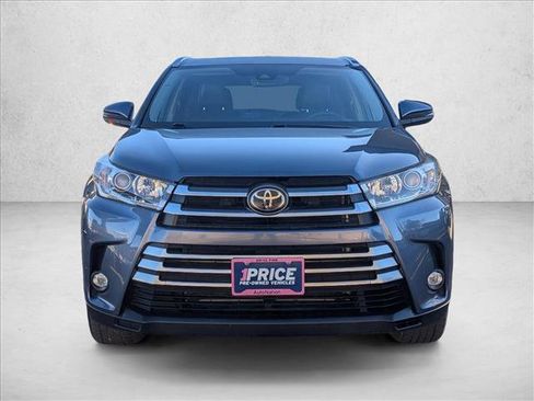 Used 2019 Toyota Highlander Limited image 2