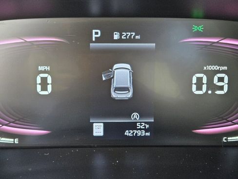 Certified 2024 Kia Soul LX w/ Option Group 015 image 24