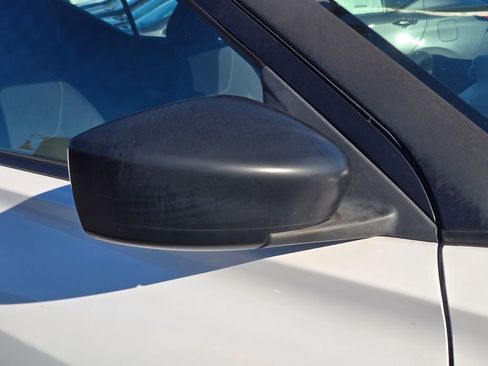 Used 2020 Nissan Kicks S image 12