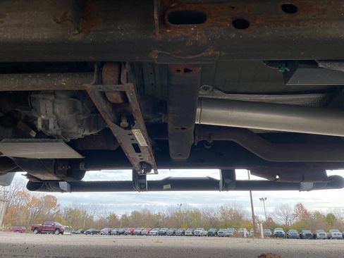 Used 2020 Chevrolet Silverado 2500 Custom w/ Custom Value Package image 15