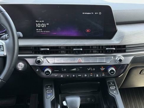 Used 2025 Kia Telluride EX X-Line AWD/4WD image 17
