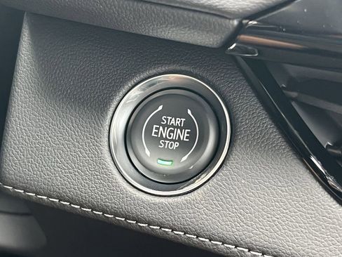 New 2026 Buick Enclave Avenir w/ LPO, All-Weather Package image 8