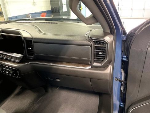 Used 2024 Chevrolet Silverado 1500 LT AWD/4WD image 13