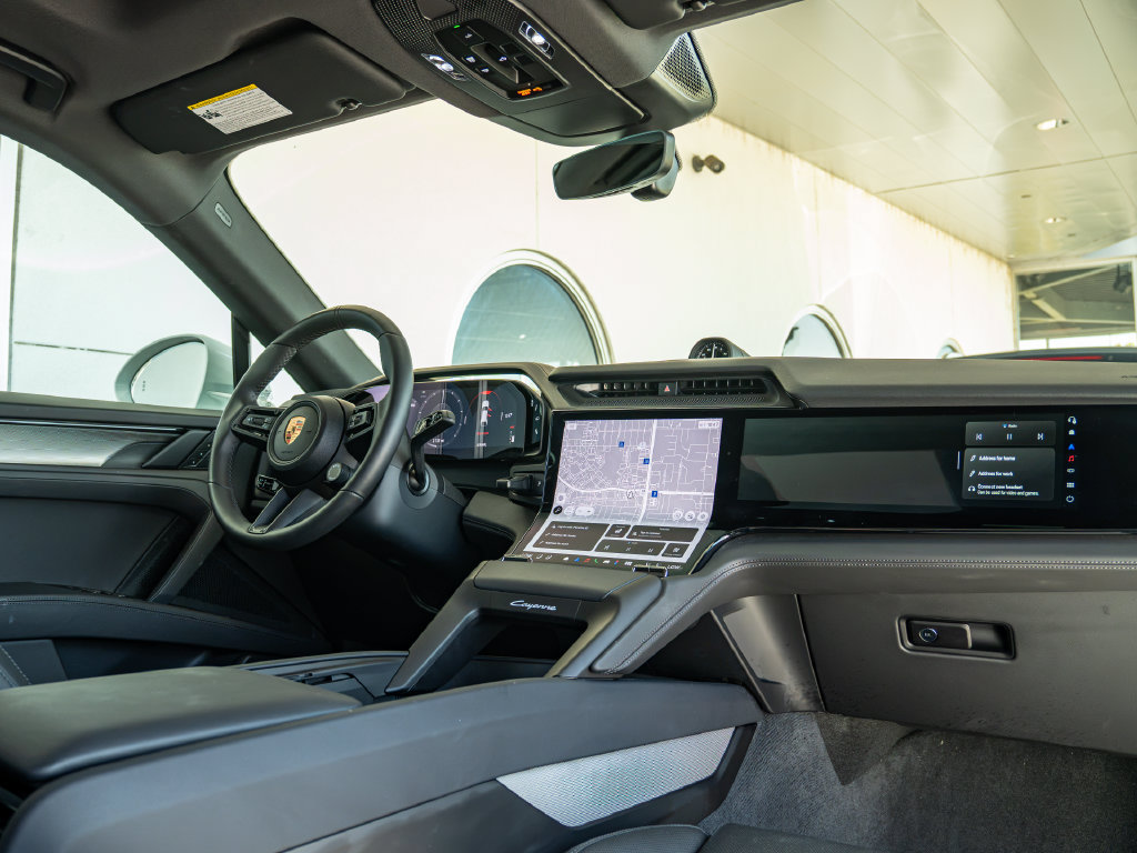 Certified 2026 Porsche Cayenne Electric AWD/4WD image 23