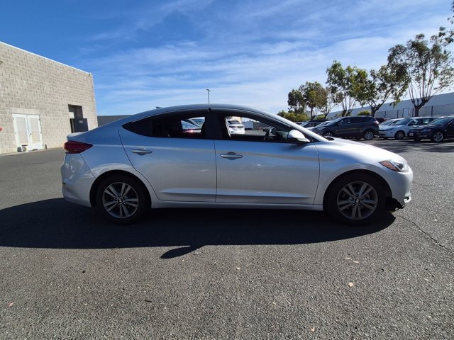 Used 2018 Hyundai Elantra SEL FWD image 2