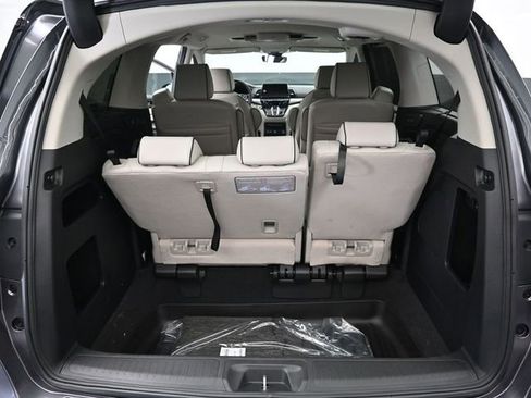 New 2026 Honda Odyssey Touring image 39
