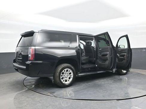 Used 2019 GMC Yukon XL SLT AWD/4WD image 29