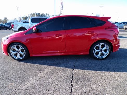 Used 2013 Ford Focus ST image 2