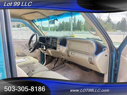 Used 1998 Chevrolet Silverado 1500 4x4 Extended Cab w/ Preferred Equipment Group 2 image 33