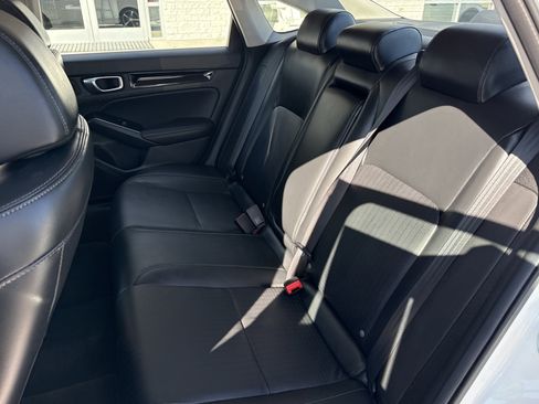 Used 2023 Honda Civic Touring image 14