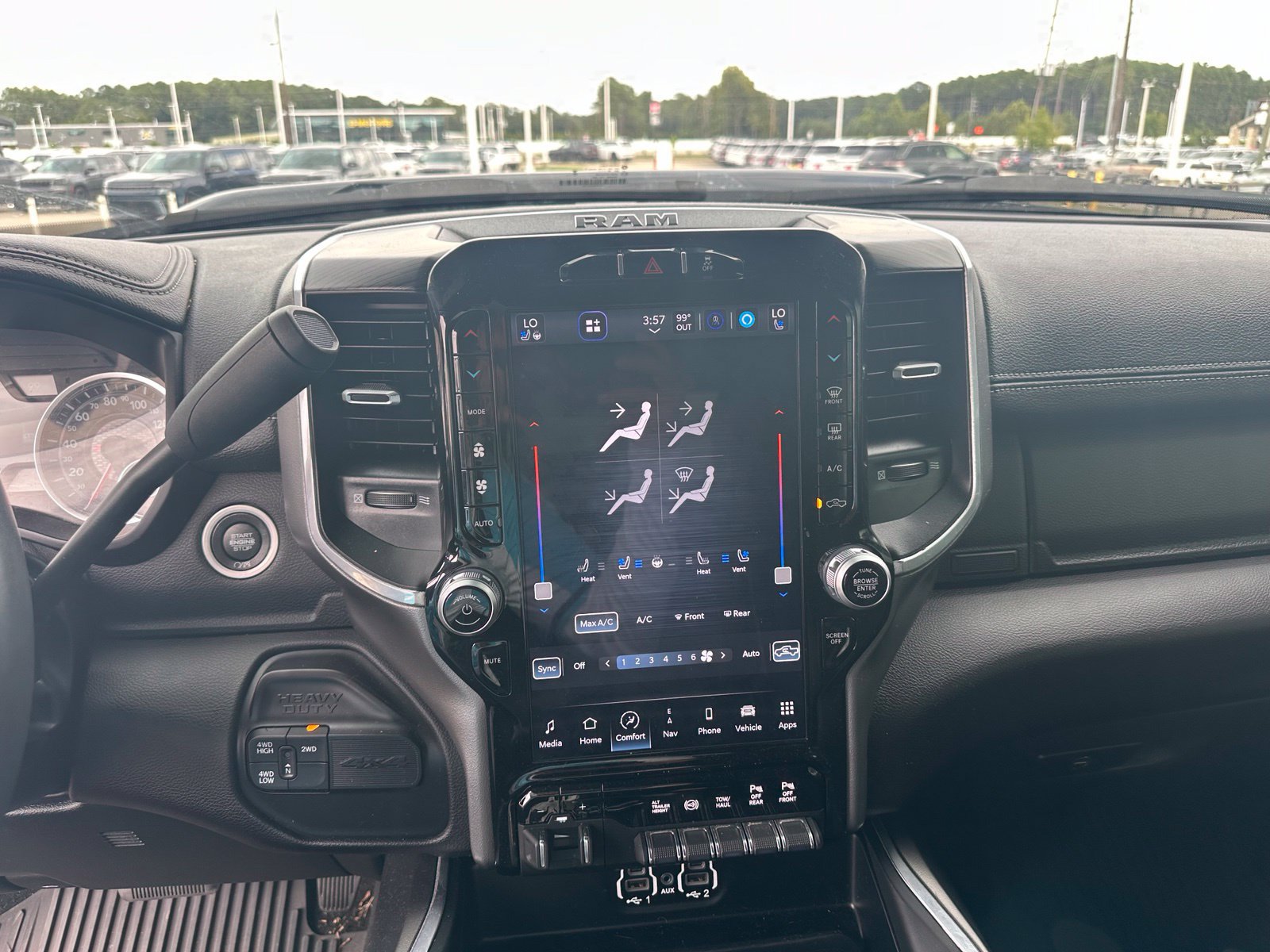 Used 2024 RAM 3500 Laramie w/ Night Edition AWD/4WD image 10
