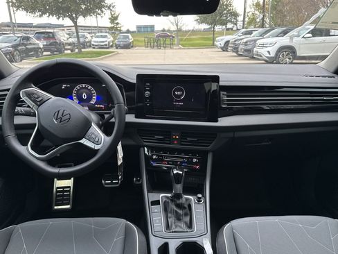 Used 2026 Volkswagen Jetta Sport FWD image 16