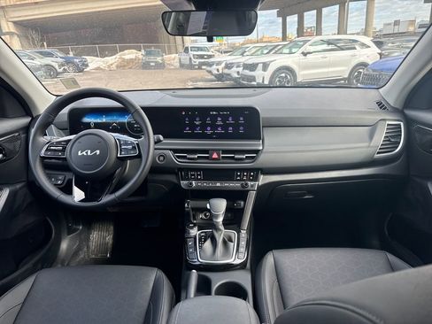 Certified 2026 Kia Seltos EX w/ EX Sunroof Package image 13