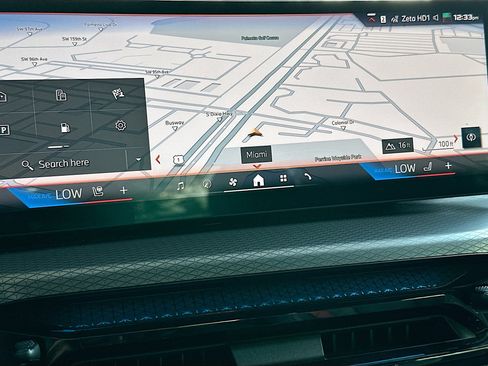 Certified 2025 BMW 440i xDrive Convertible w/ Premium Package image 13